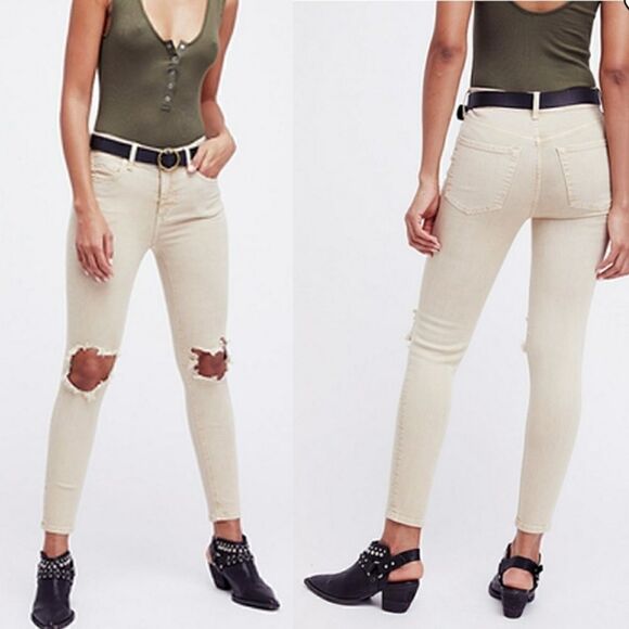 Free People Khaki Busted Knee Jeans - Picture 1 of 3